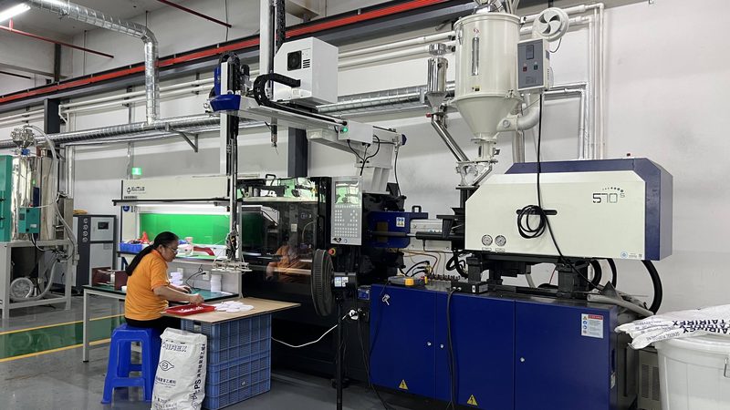 厚片吸塑模具：揭秘其选型与制造关键