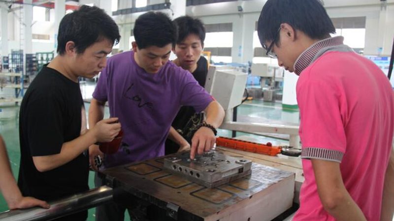 苏州冲压模具设计公司：揭秘冲压模具设计的核心要素